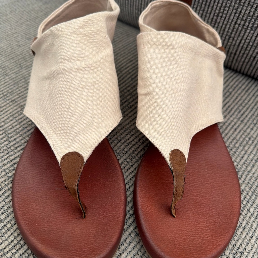 Maurices Tan and Brown Women's Gladiator Sandals boho neutral summer classic 9